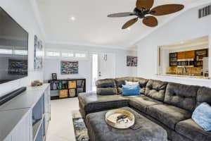 9404 N Chelsea Dr N, Plantation, FL 33324 Sold 11/17/25