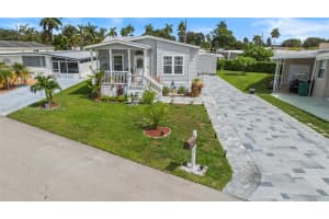 8611 Sw 20th St, Davie