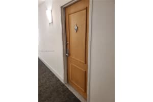 1200 Brickell Bay Dr 3309 Miami, FL 33131 - MLS#A11847938