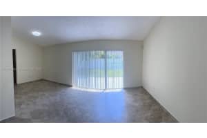 19551 Nw 57th Pl Hialeah, FL 33015 - MLS#A11847940