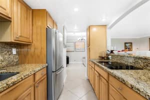 2715 N Ocean Blvd 3a Fort Lauderdale, FL 33308 - MLS#A11847979