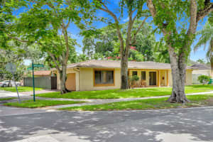 6851 S Miami Lakeway Miami Lakes, FL 33014 - MLS#A11847980