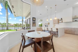 341 Mallard Rd Weston, FL 33327 - MLS#A11847991