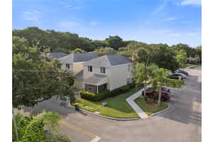 11001 Sea Hibiscus Ln Tamarac, FL 33321 - MLS#A11847992