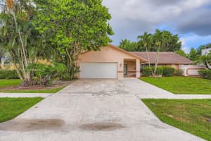 836 Blueberry Dr Wellington, FL 33414 - MLS#A11847997