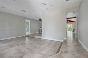 571 SE 11th St, Pompano Beach, FL 33060 - MLS#A11847998