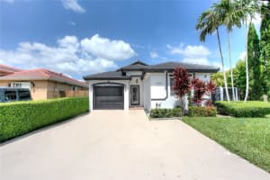 13866 Sw 151st Ave, Miami