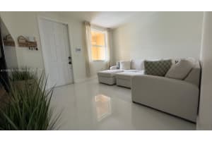 949 Ne 42nd Ave Homestead, FL 33033 - MLS#A11848031