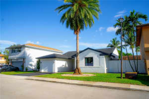 14610 Ashland Pl, Davie, FL 33325 - MLS#A11848050