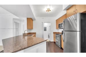 1830 Radius Dr 405, Hollywood