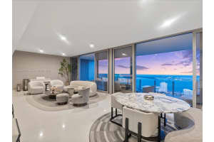 300 Biscayne Blvd Way, Miami, FL 33131, Sold 08/25/25