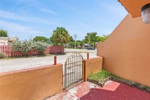 4045 Nw 19th St 4045 Lauderhill, FL 33313 - MLS#A11848074