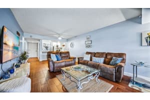 1518 N Whitehall Dr 102 Davie, FL 33324 - MLS#A11848128