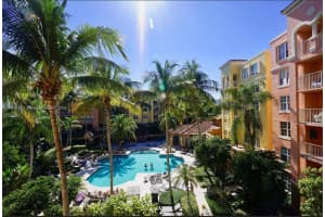 19877 E Country Club Dr 3407, Aventura