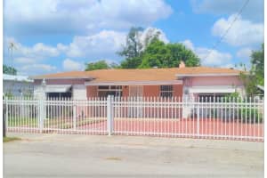 11410 Ne 13th Ave, Miami