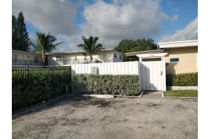 1021 Ne 17th Ave 2 Fort Lauderdale, FL 33304 - MLS#A11848204