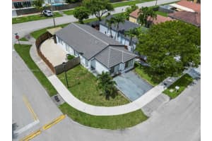 14310 Sw 175th Ter, Miami