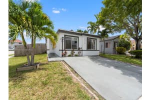 14310 Sw 175th Ter Miami, FL 33177 - MLS#A11848241