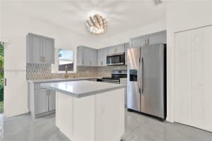 1637 SE 30th St, Homestead, FL 33035 - MLS#A11848283