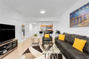 950 Brickell Bay Dr 803, Miami
