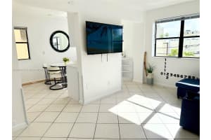 1390 Ocean Dr 306, Miami Beach, FL 33139 - MLS#A11848335