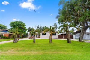 4580 SW 34th Ter, Dania Beach, FL 33312 Sold 09/19/25