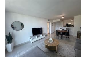 1155 Brickell Bay Dr APT 307, Miami, FL 33131, - MLS#A11848354