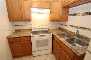 59 Nw 37th St 3 Oakland Park, FL 33309 - MLS#A11848360