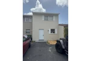 952 Nw 24th Ave, Fort Lauderdale
