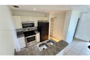 2000 Freeport Ln 4107, Riviera Beach