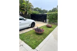 MLS# A11848424, North Miami, Florida 33161
