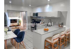 8945 NW 114th St, Hialeah Gardens, FL 33018 - MLS#A11848433