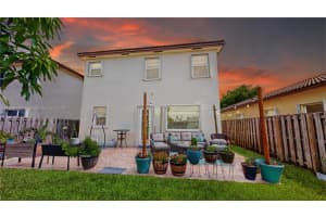 2389 NE 4th St, Homestead, FL 33033 Sold 10/23/25