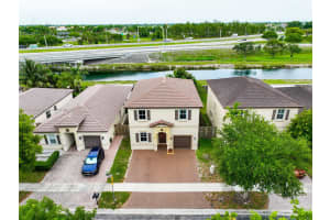 2389 NE 4th St, Homestead, FL 33033 Sold 10/23/25