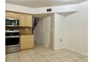 918 SW 7th Ave, Miami, FL 33130, Sold 08/06/25