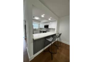 1460 SW 24th Ct 4, Fort Lauderdale, FL 33315 - MLS#A11848498