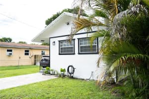 2160 Nw 45th St Miami, FL 33142 - MLS#A11848503