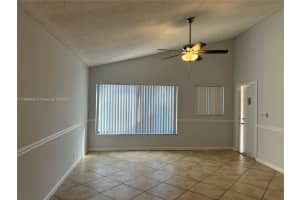 151 Sw 95th Ter 202 Pembroke Pines, FL 33025 - MLS#A11848516