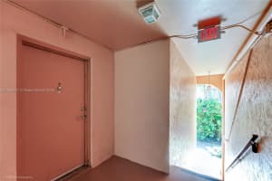 7160 Fairway Dr J16 Miami Lakes, FL 33014 - MLS#A11848517