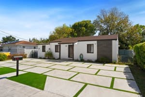 445 Sw 62nd Ct Miami, FL 33144 - MLS#A11848526