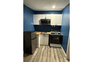 1221 N 58th Ave C Hollywood, FL 33021 - MLS#A11848558