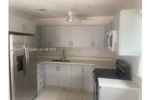 2561 Nw 14th Ct Fort Lauderdale, FL 33311 - MLS#A11848577