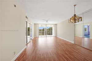 1831 Sabal Palm Dr, Davie, FL 33324, Sold 08/29/25