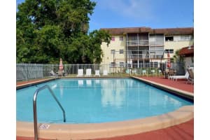 4047 Nw 16th St 403, Lauderhill