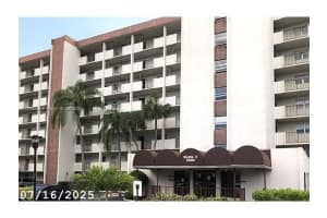 5900 Nw 44th St 701, Lauderhill