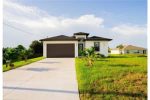 433 Rayford St, Lehigh Acres, FL 33974, - MLS#A11848771