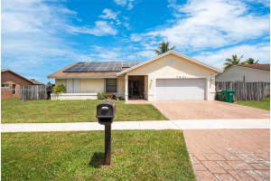 7921 Nw 90th Ave Tamarac, FL 33321 - MLS#A11848784