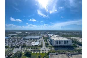 14951 Royal Oaks Ln 2506, North Miami