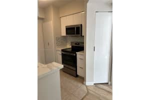 17150 N Bay Rd 2215 Sunny Isles Beach, FL 33160 - MLS#A11848805