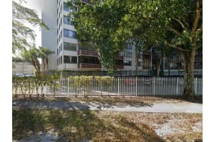 4222 Inverrary Blvd 4814, Lauderhill